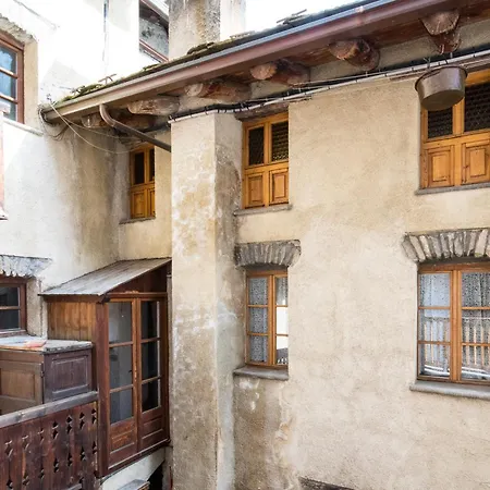 Maison Glarey Cir Vda 0023 아파트 쿠르마예